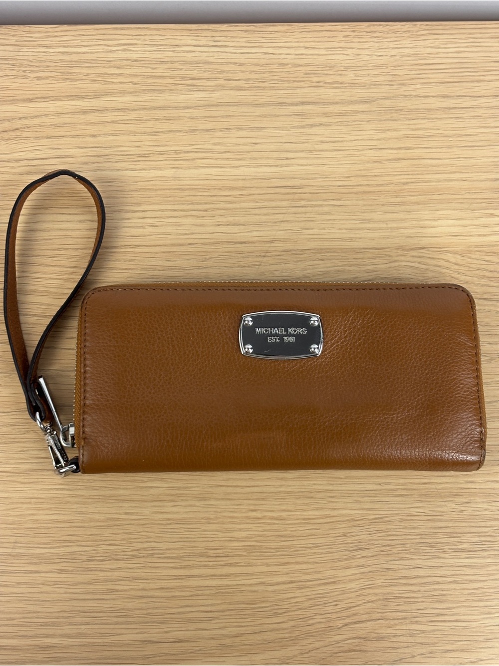 Michael Kors Jet Set Travel Continental Brown Leather Wristlet Wallet‎